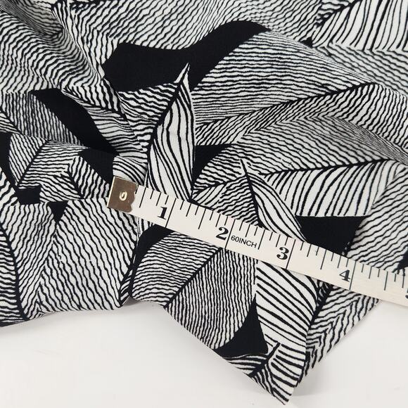 Loft Wrap Romper Womens 4 Black Fern Print Botanical Flounce Sleeve Boho Luxe - Picture 12 of 13